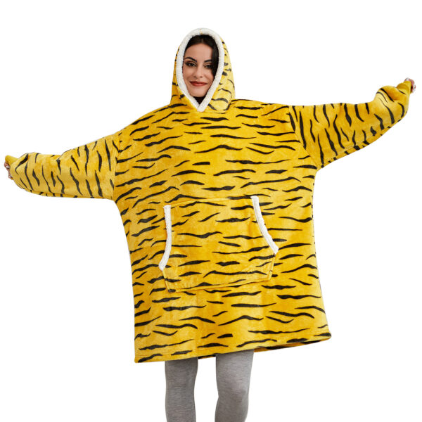 Oversized Hettegenser Tiger